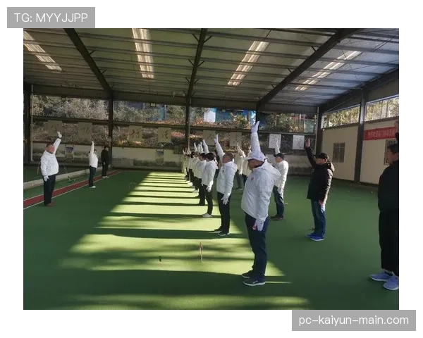 门线判定规则详解：关键判罚标准与裁判应用细节